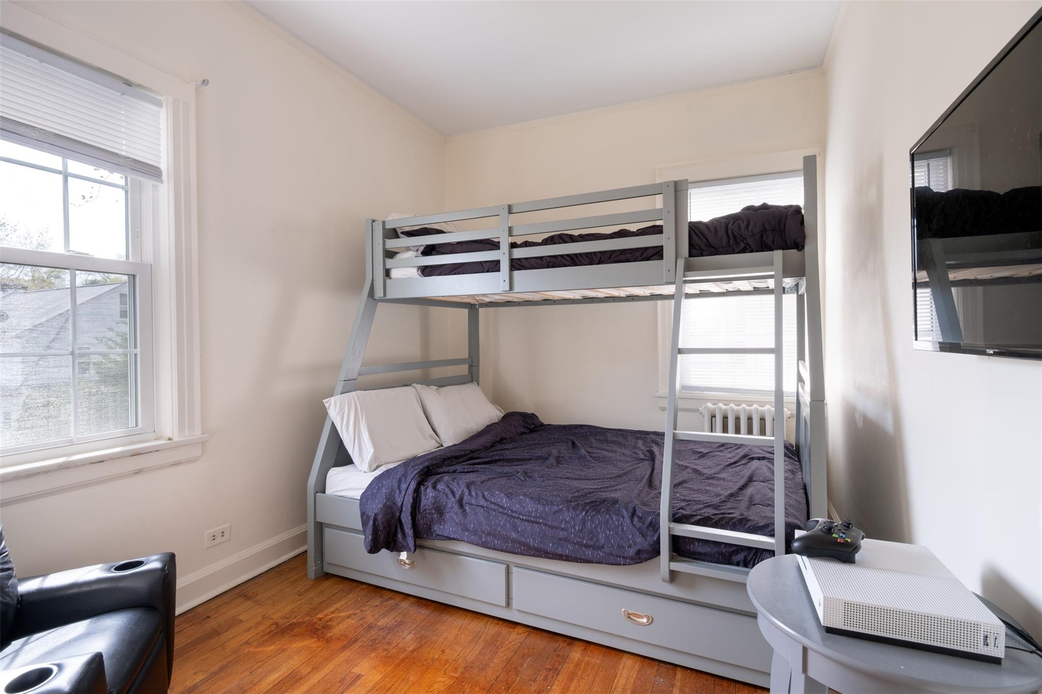 1065 Washington Avenue, Pelham, New York image 21