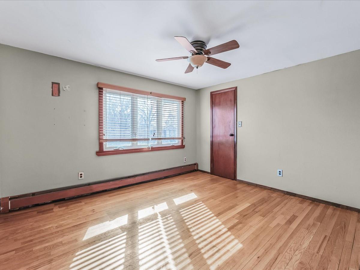 430 Bayview Avenue, Amityville, New York image 23