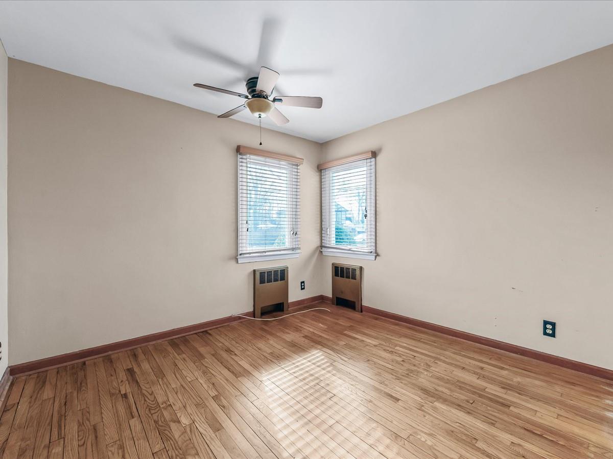 430 Bayview Avenue, Amityville, New York image 16