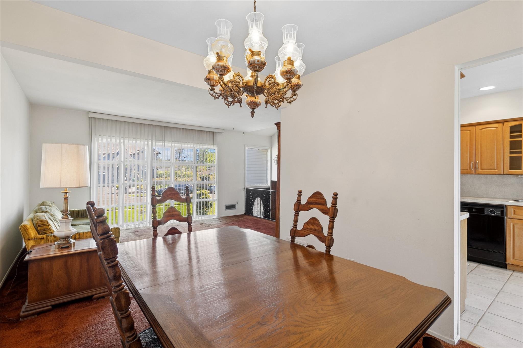 56 Hayrick Lane, Commack, New York image 19