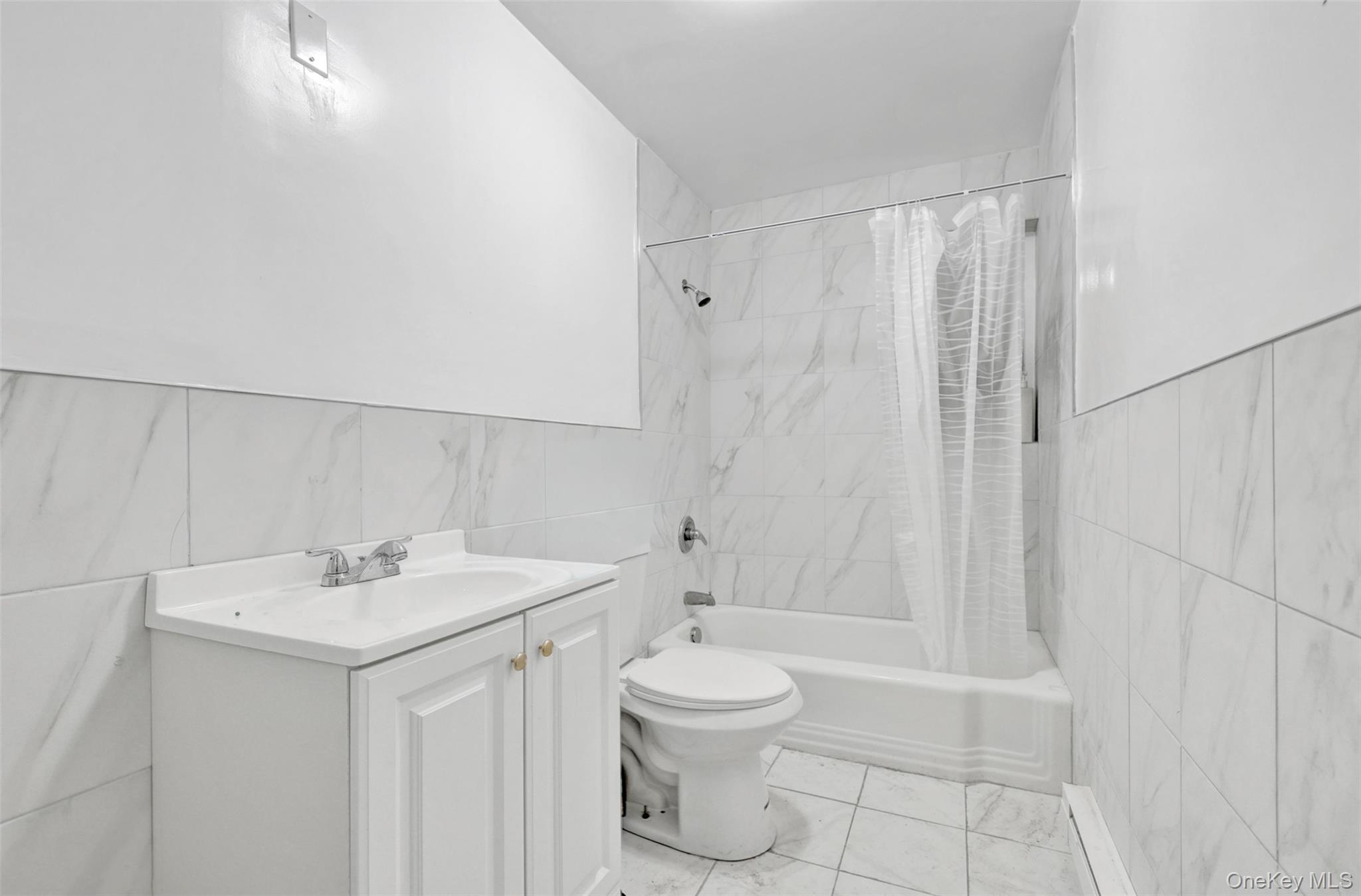 24 Pleasant View Avenue
