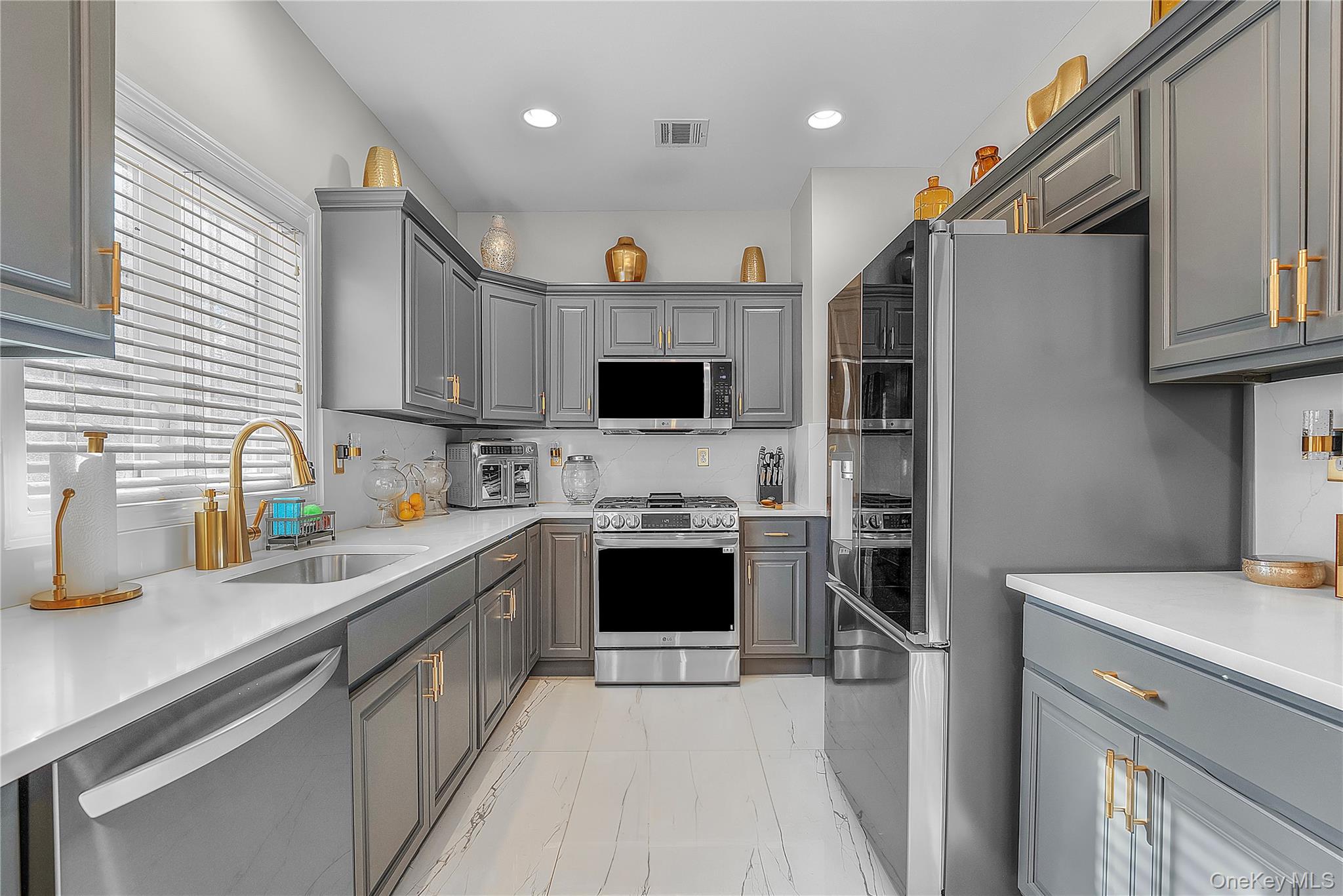 5 Seeley Bull Street