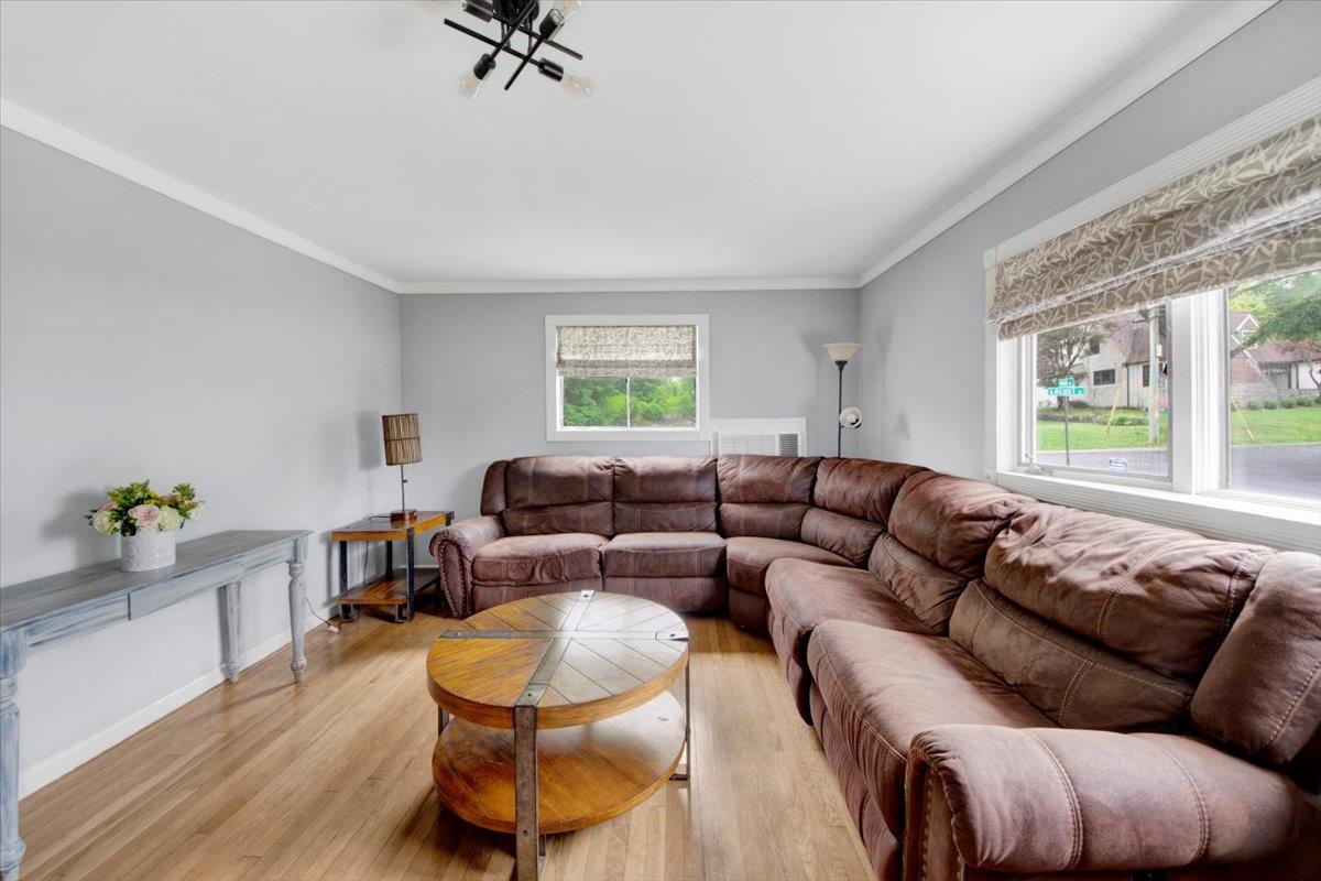 7 Oak Street, Elmsford, New York image 4