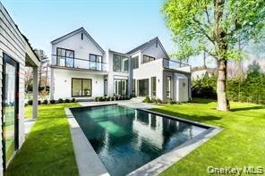 Photo of 66 Hillside Drive E, Sag Harbor, NY 11963 (MLS # 1027437)