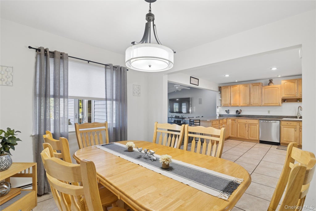 Photo of 7 Springmeadow Drive, Holbrook, NY 11741 (MLS # 1049413)