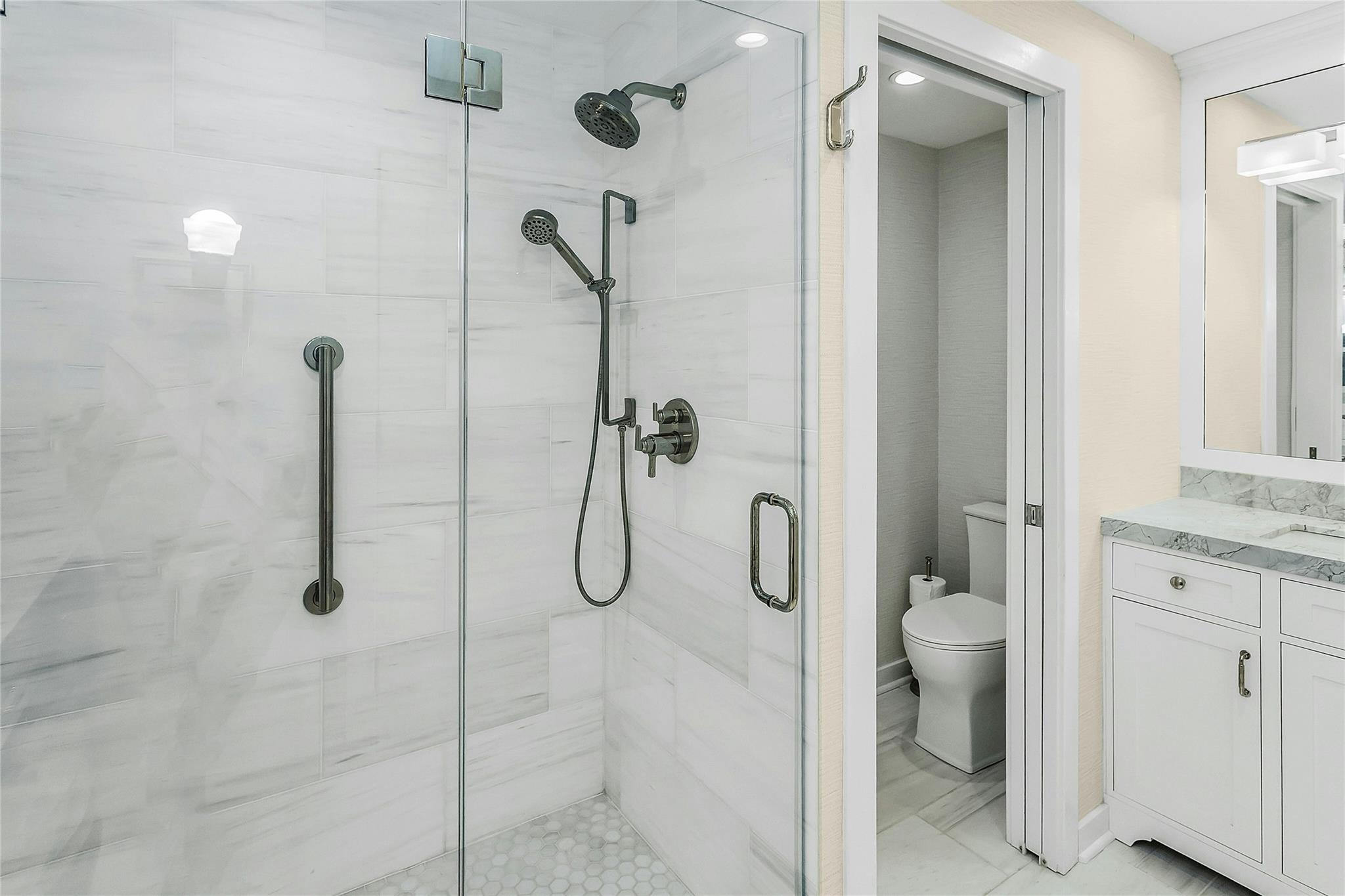 433 Main Street #203, Port Washington, New York image 16