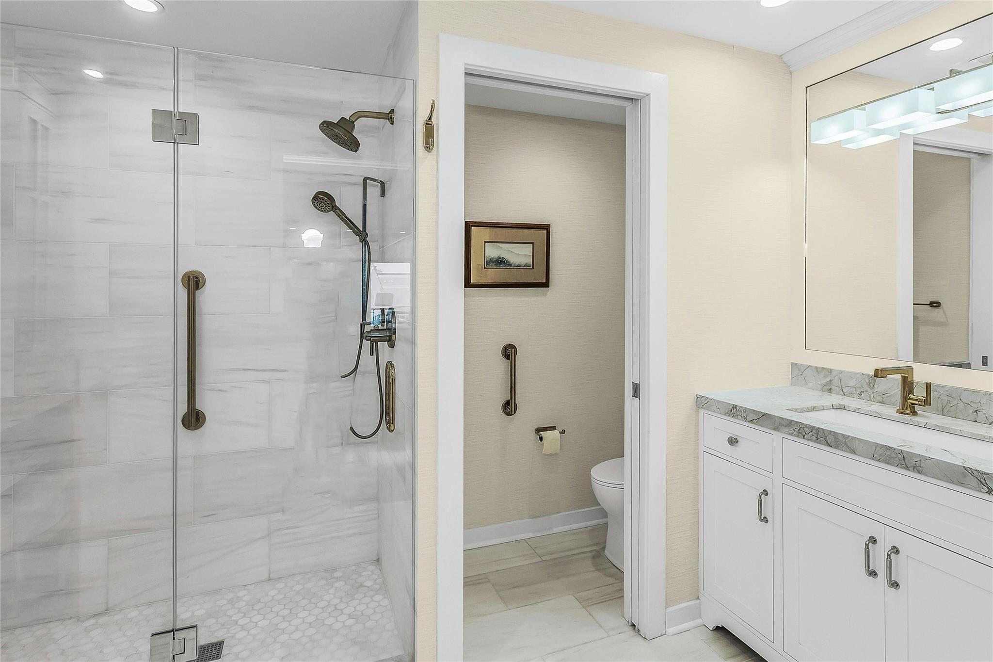 433 Main Street #203, Port Washington, New York image 15