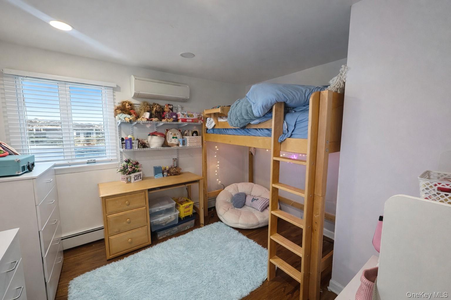 611 West Road