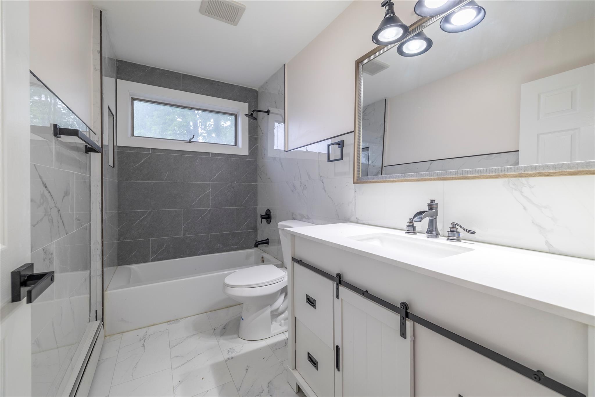 85 Webster Avenue, Port Washington, New York image 18