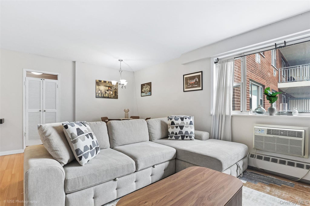 Photo of 52-30 39th Drive #7G, Woodside, NY 11377 (MLS # 1053442)