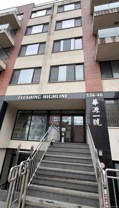 Photo of 136-46 41st Avenue #c1a, Flushing, NY 11355 (MLS # 985127)