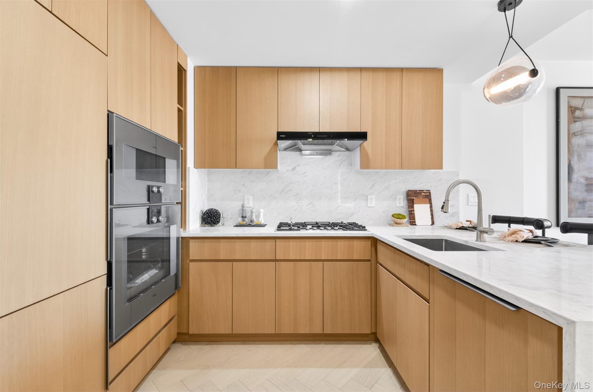 133-25 37TH Avenue 6F