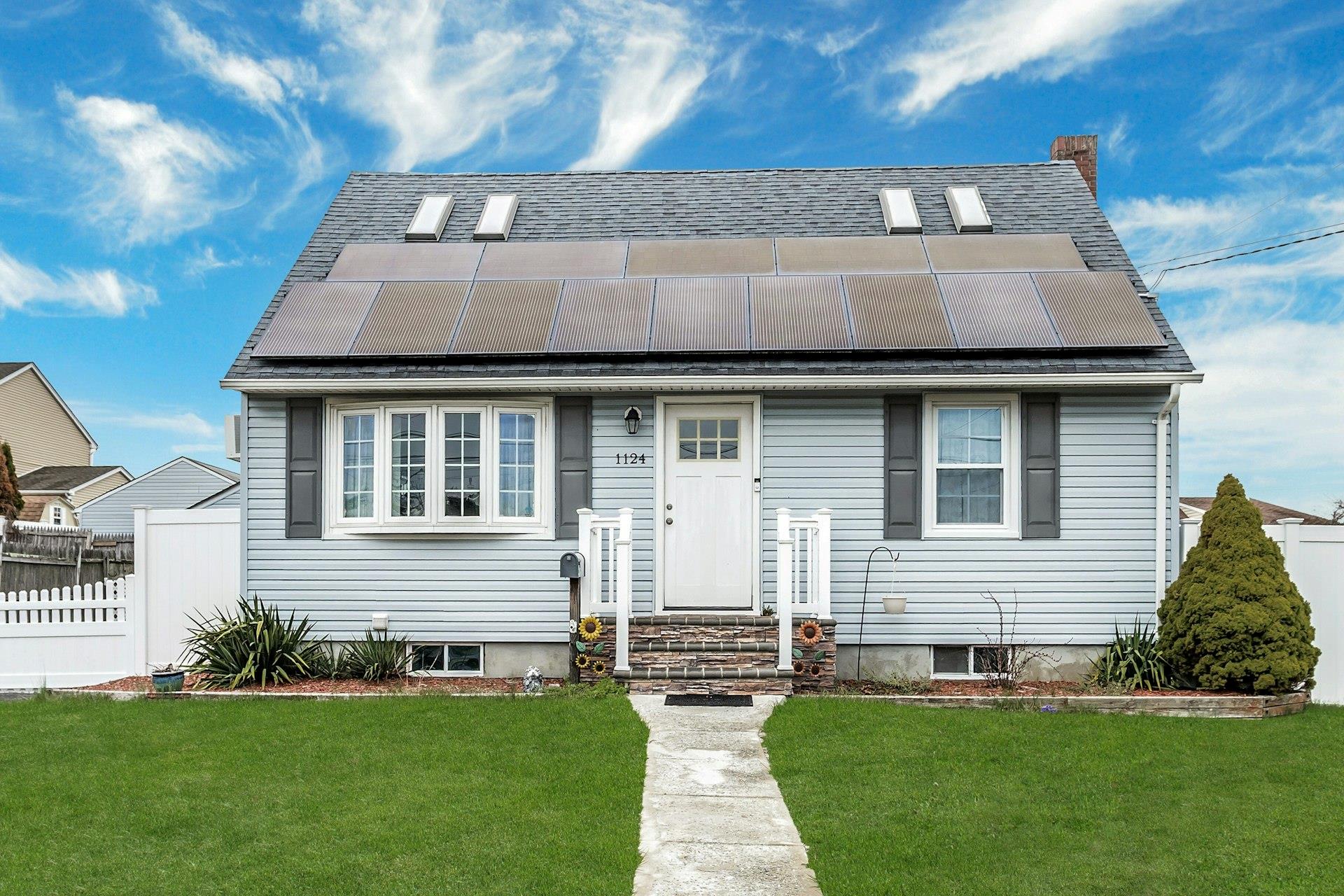 1124 14th Street, West Babylon, New York image 1