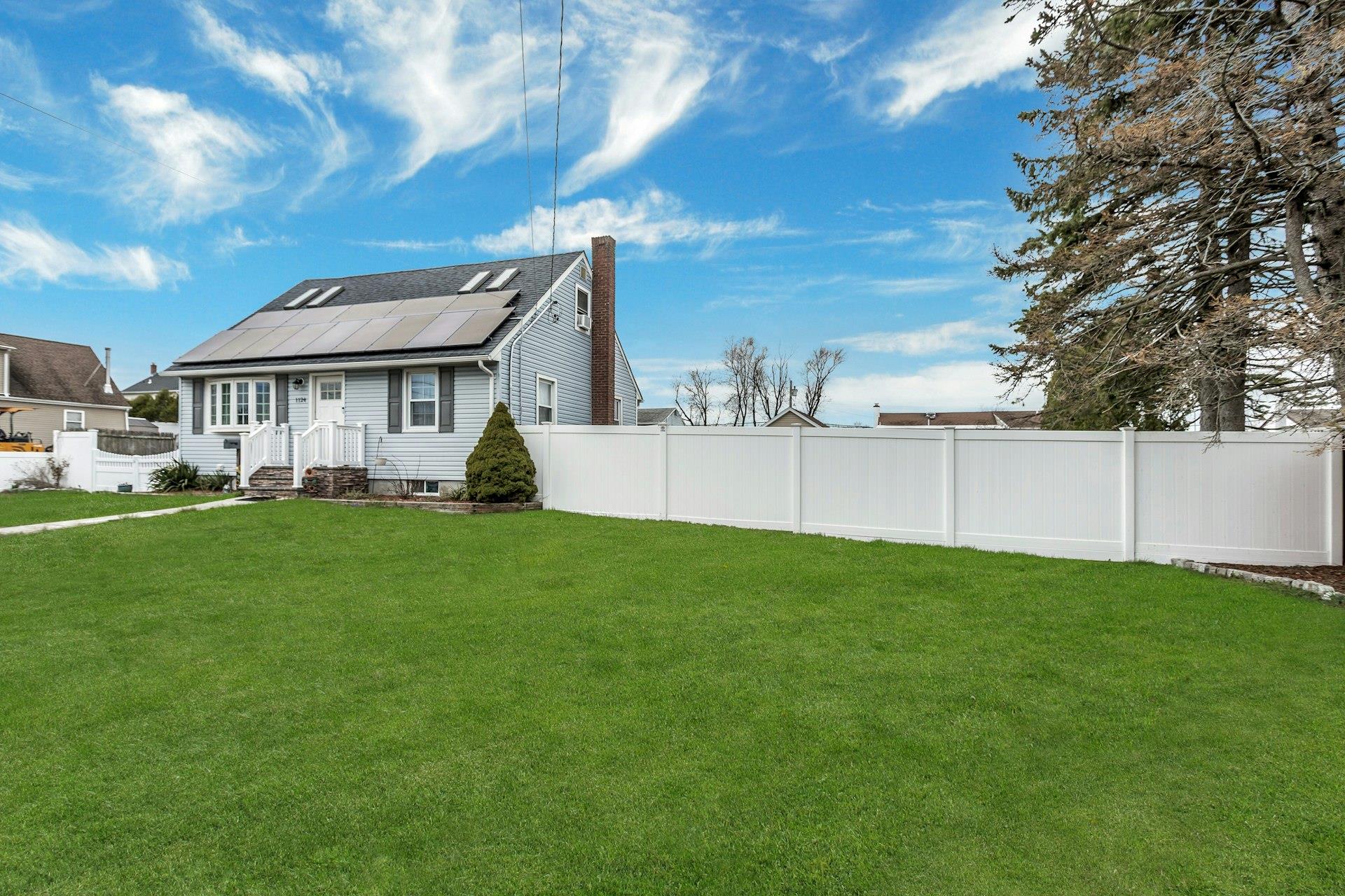 1124 14th Street, West Babylon, New York image 3