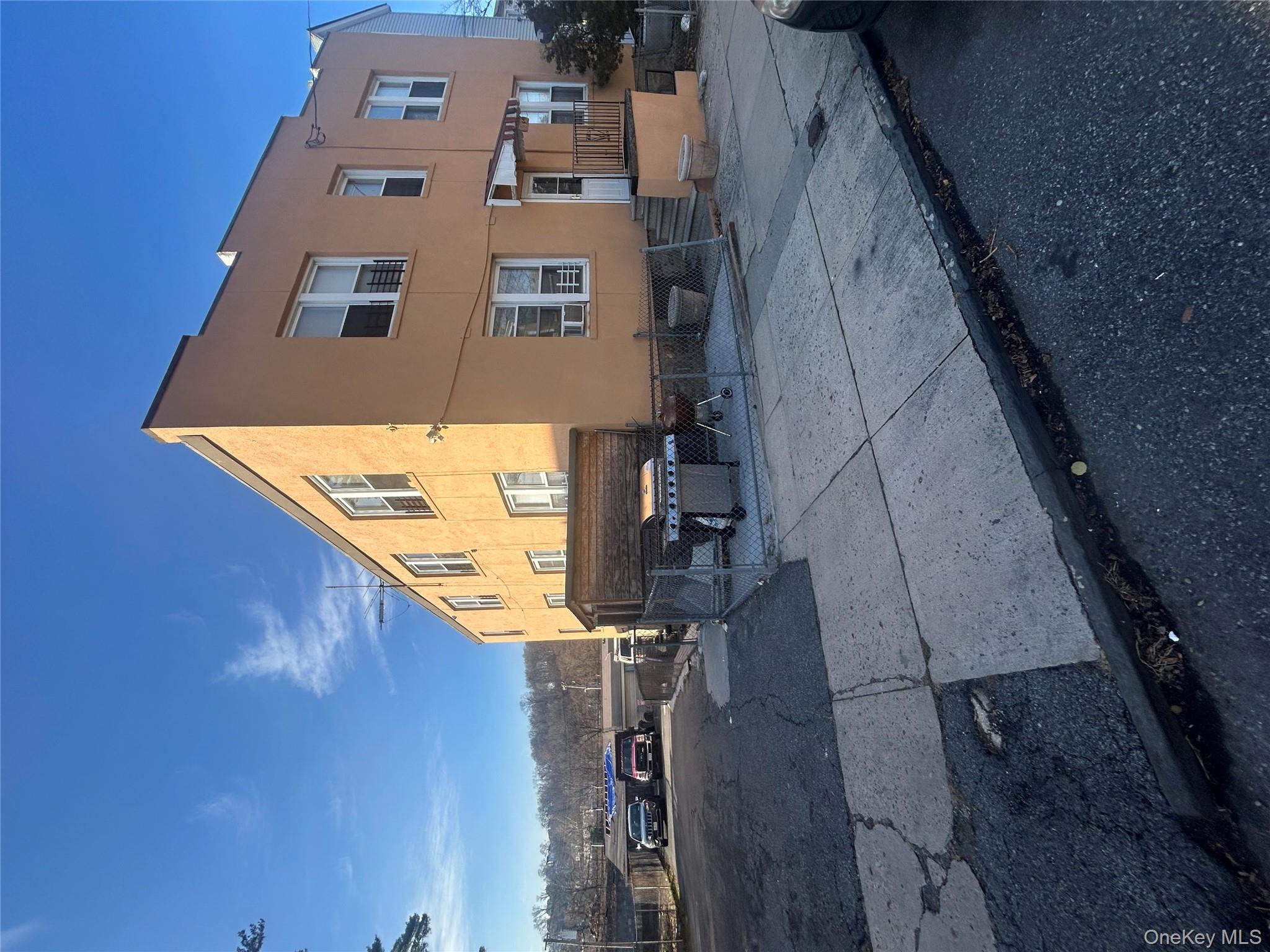 33 Horatio Street 2 L