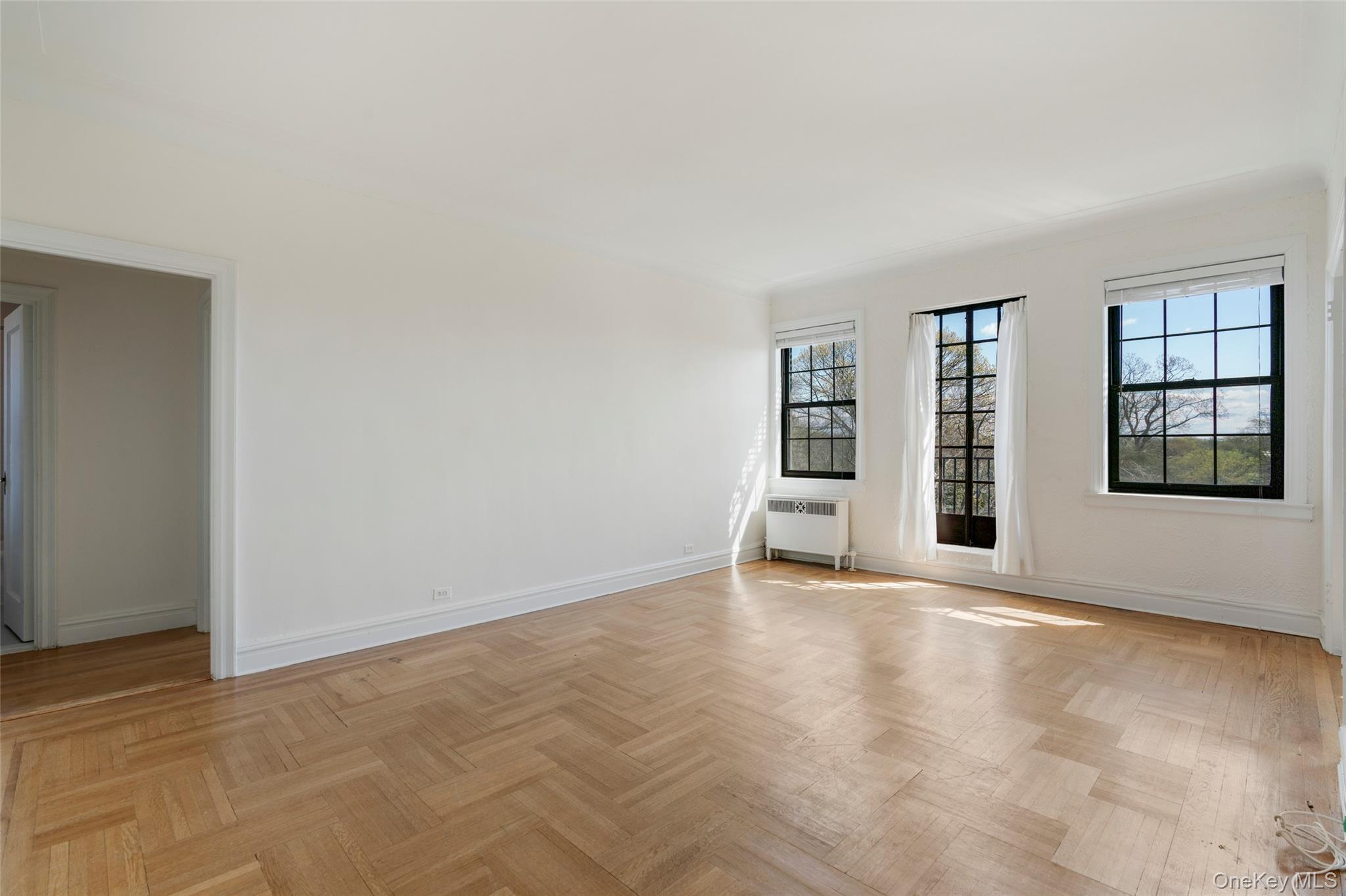 14 N Chatsworth Avenue 5M