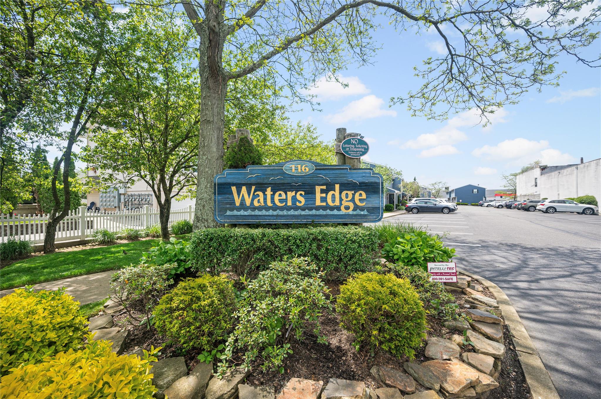 116 Westend Avenue #12, Freeport, New York image 1