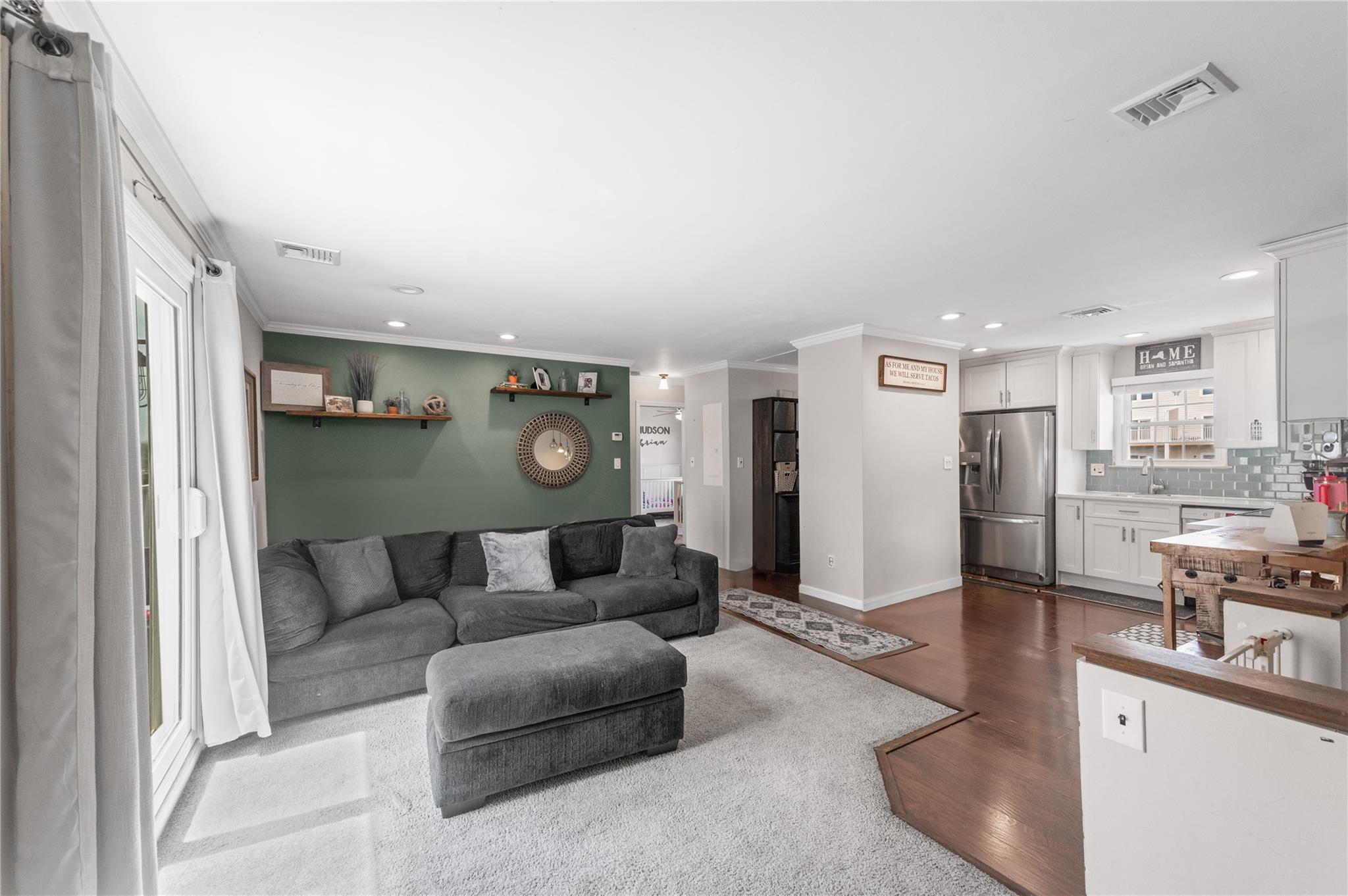 116 Westend Avenue #12, Freeport, New York image 7
