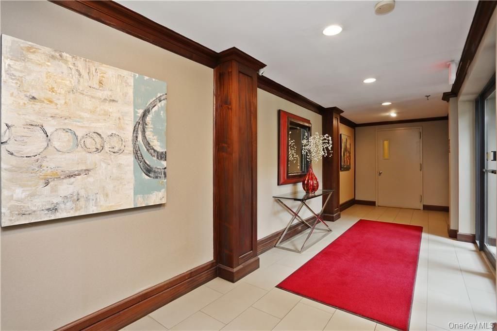 Photo of 520 Ashford Avenue #28, Ardsley, NY 10502 (MLS # 1025214)
