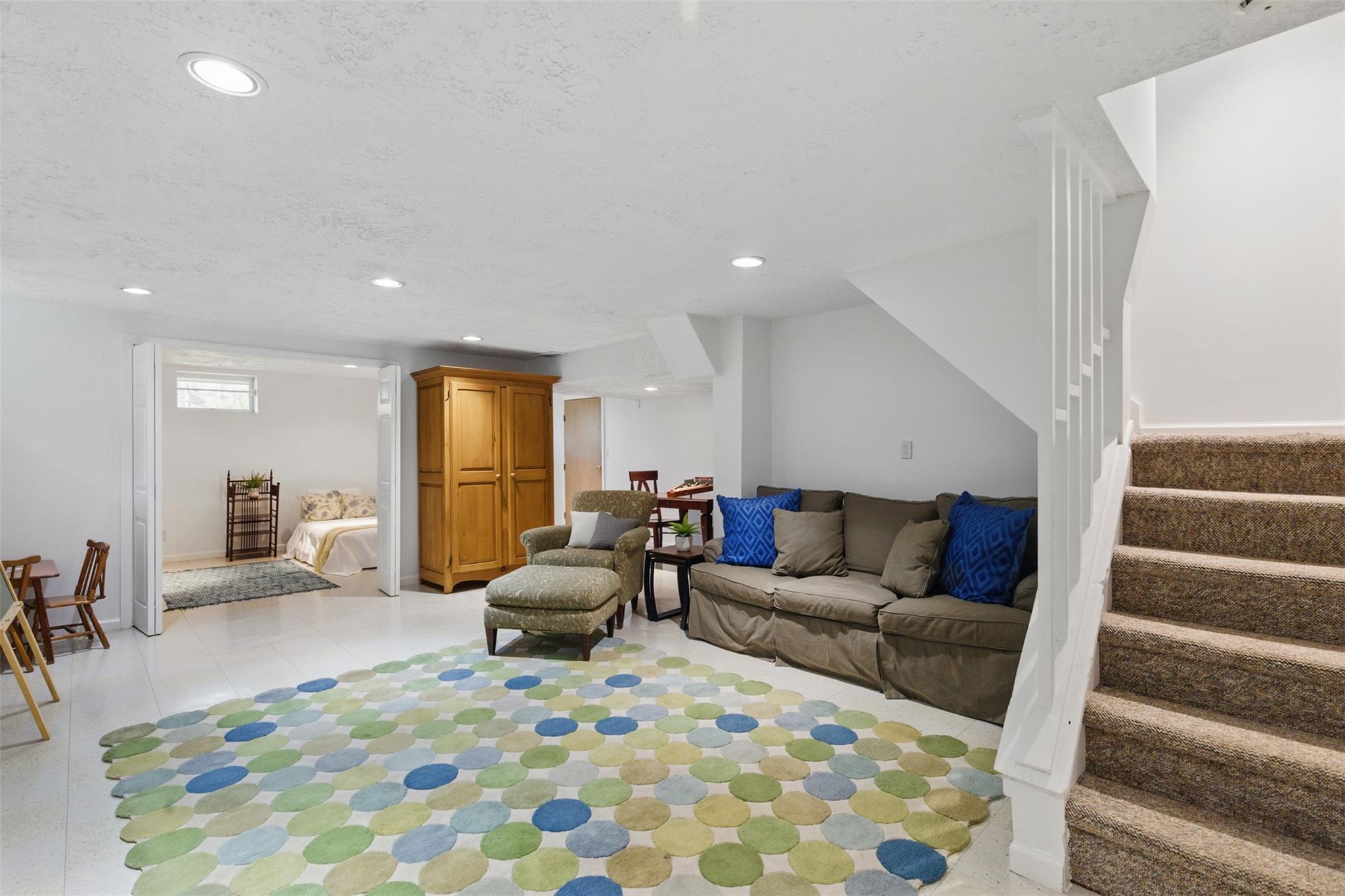 33 Mulligan Lane, Irvington, New York image 29