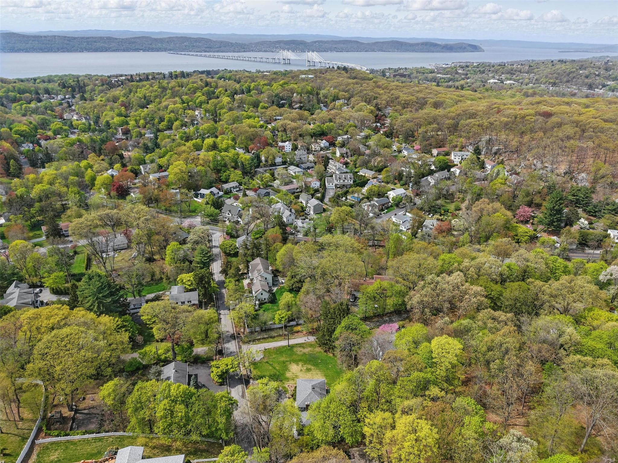 33 Mulligan Lane, Irvington, New York image 41