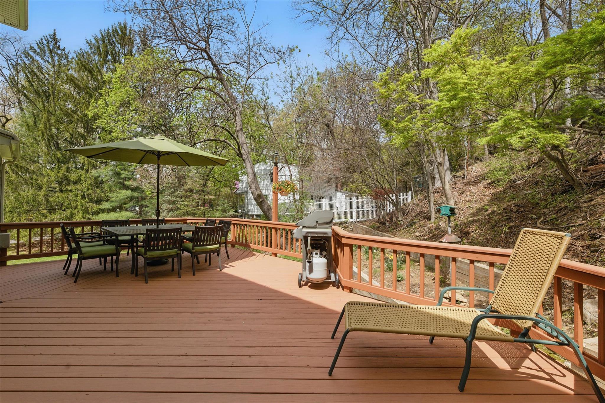 33 Mulligan Lane, Irvington, New York image 36