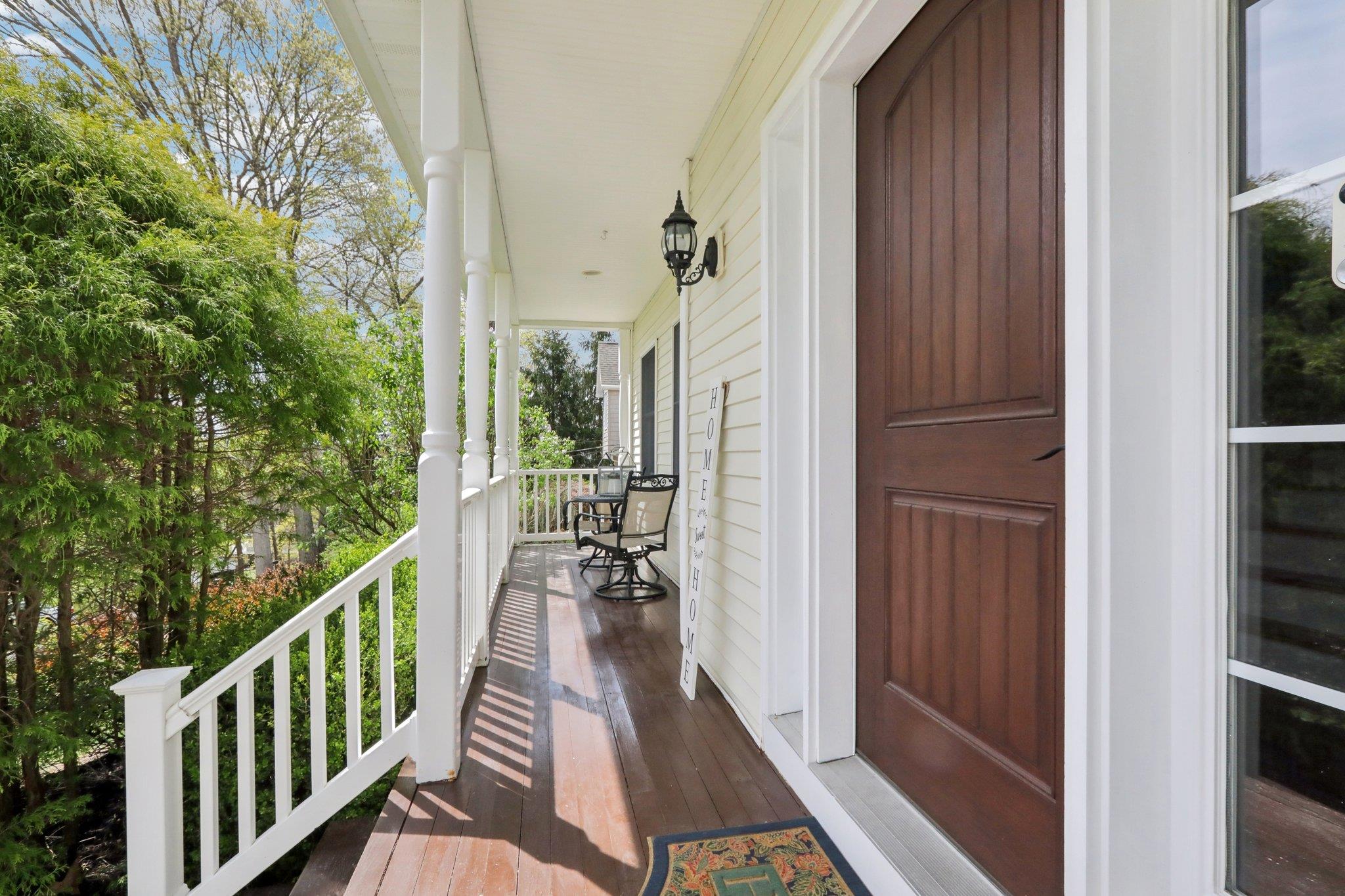 27 Lindbergh Lane, New City, New York image 3