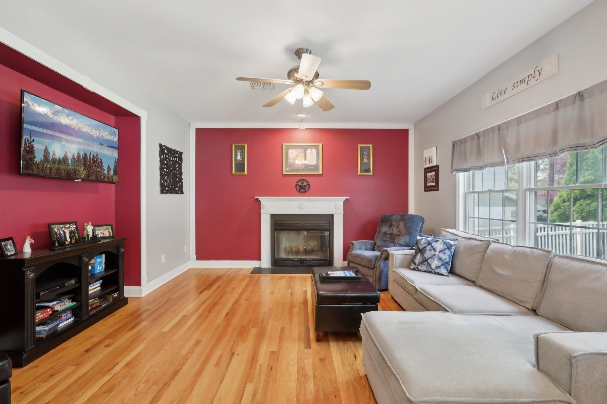 27 Lindbergh Lane, New City, New York image 7