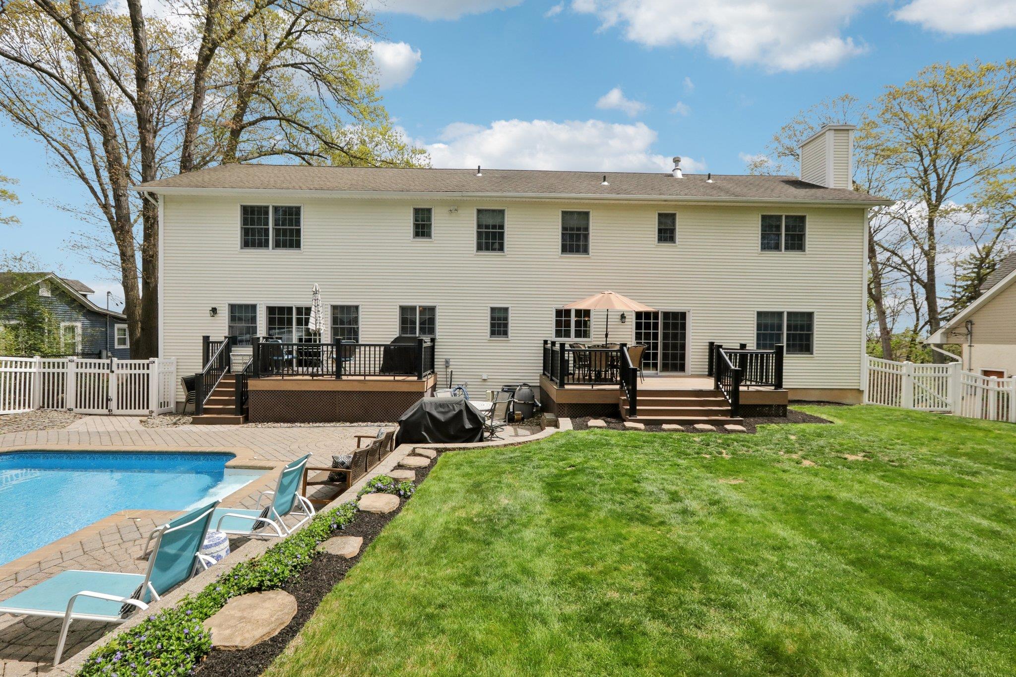 27 Lindbergh Lane, New City, New York image 43