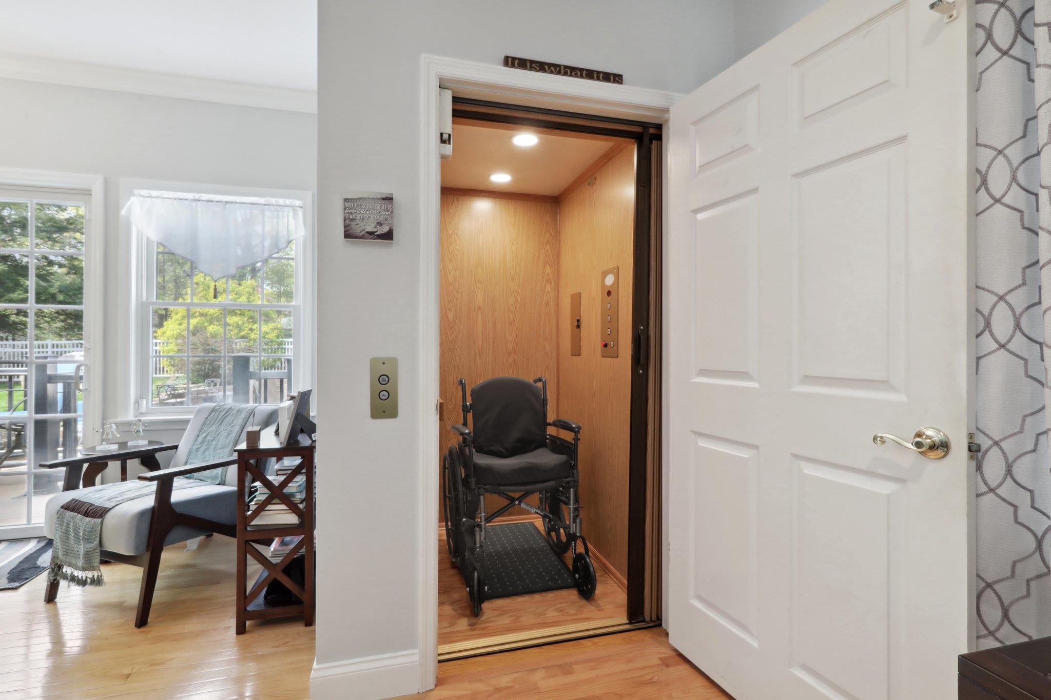 27 Lindbergh Lane, New City, New York image 29