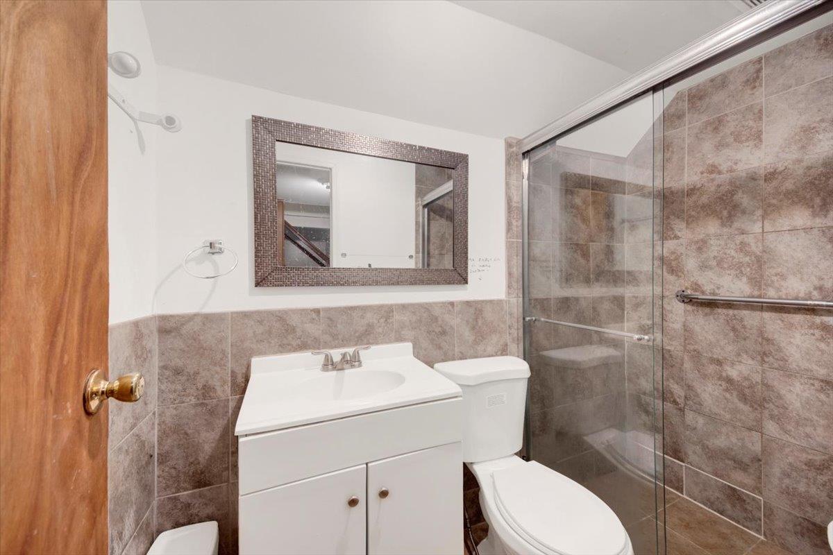 229 Commonwealth Avenue, Mount Vernon, New York image 32