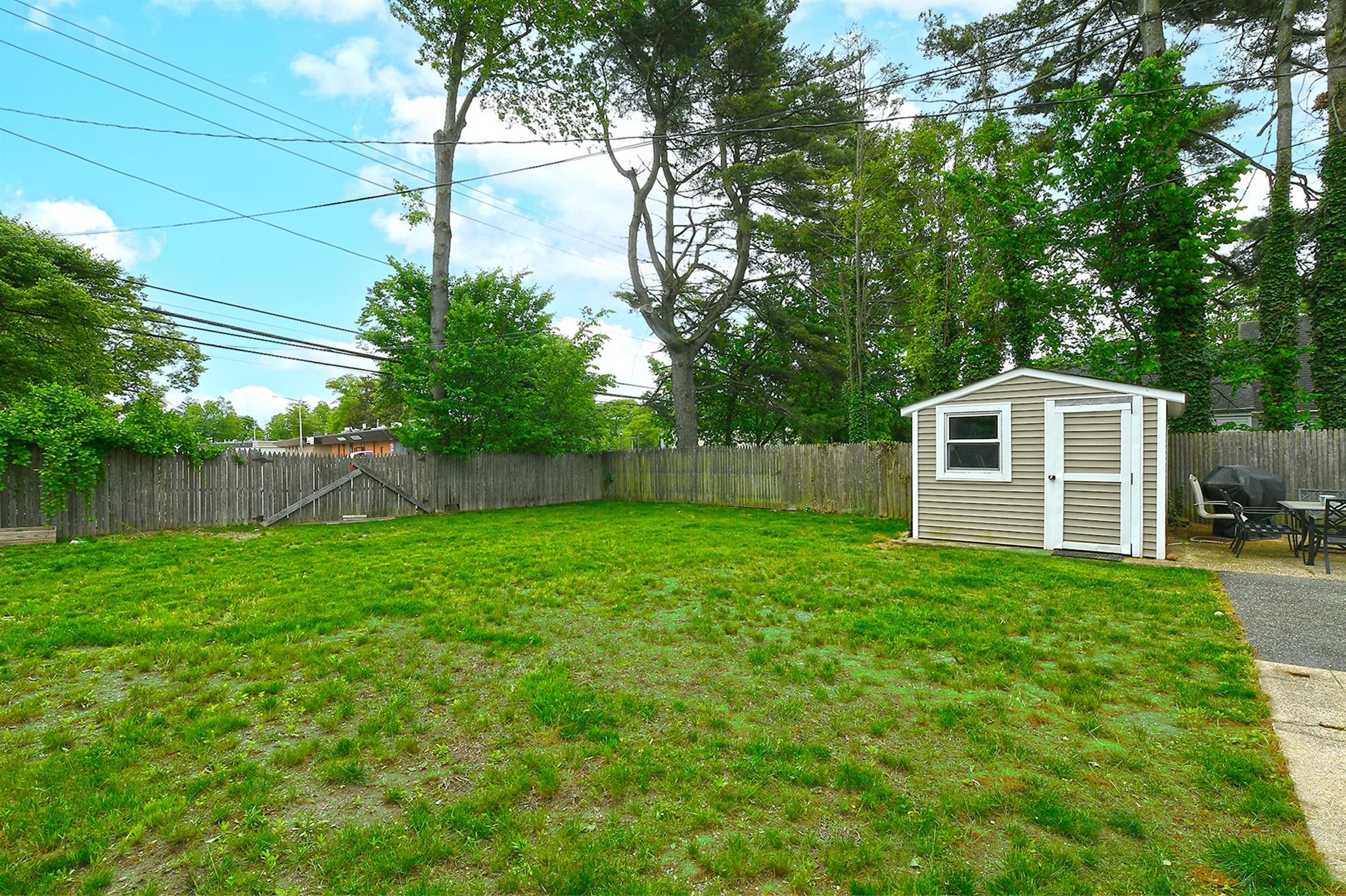 335 Orchid Road, Levittown, New York image 20