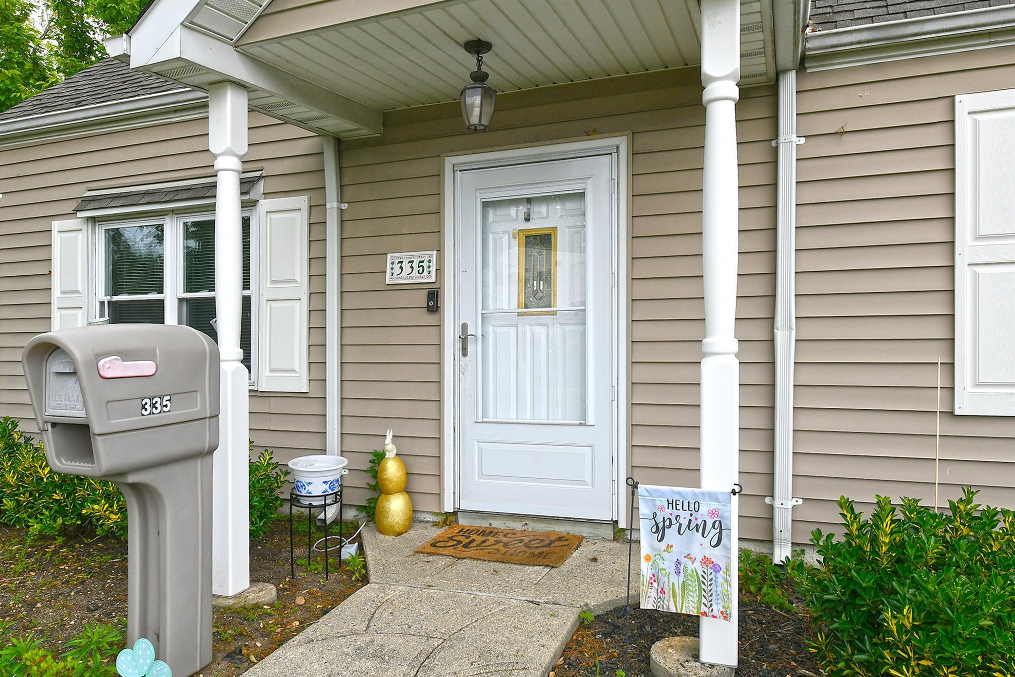 335 Orchid Road, Levittown, New York image 4