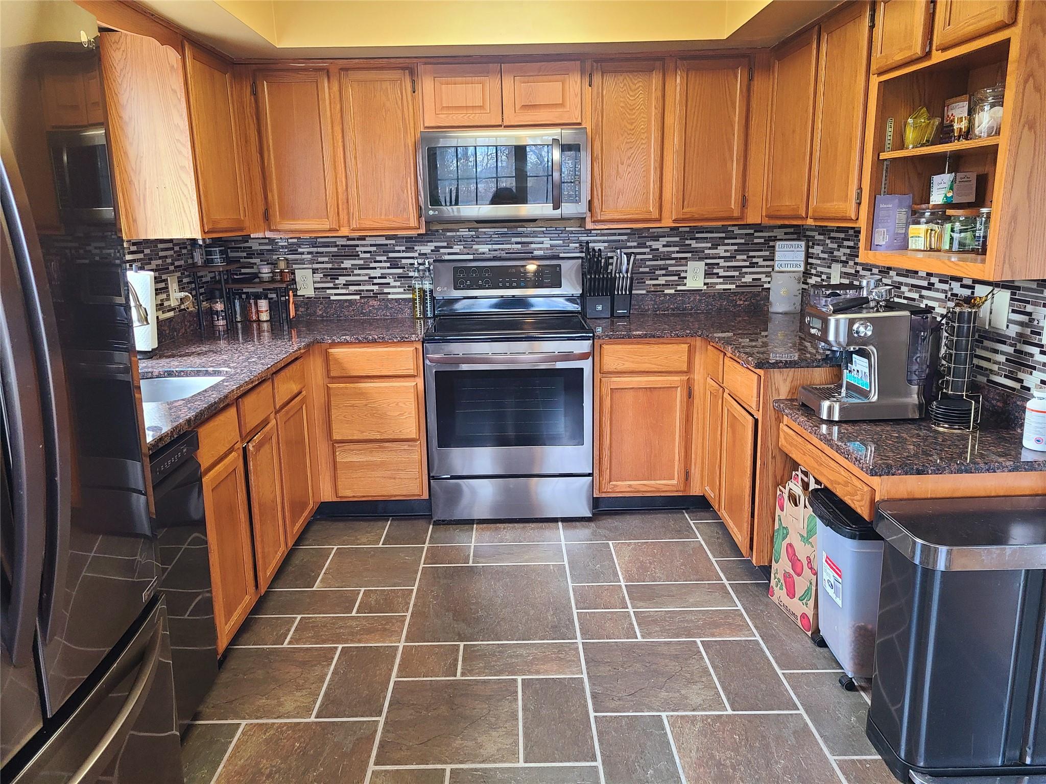 48 Fletcher Drive, Newburgh, New York image 5