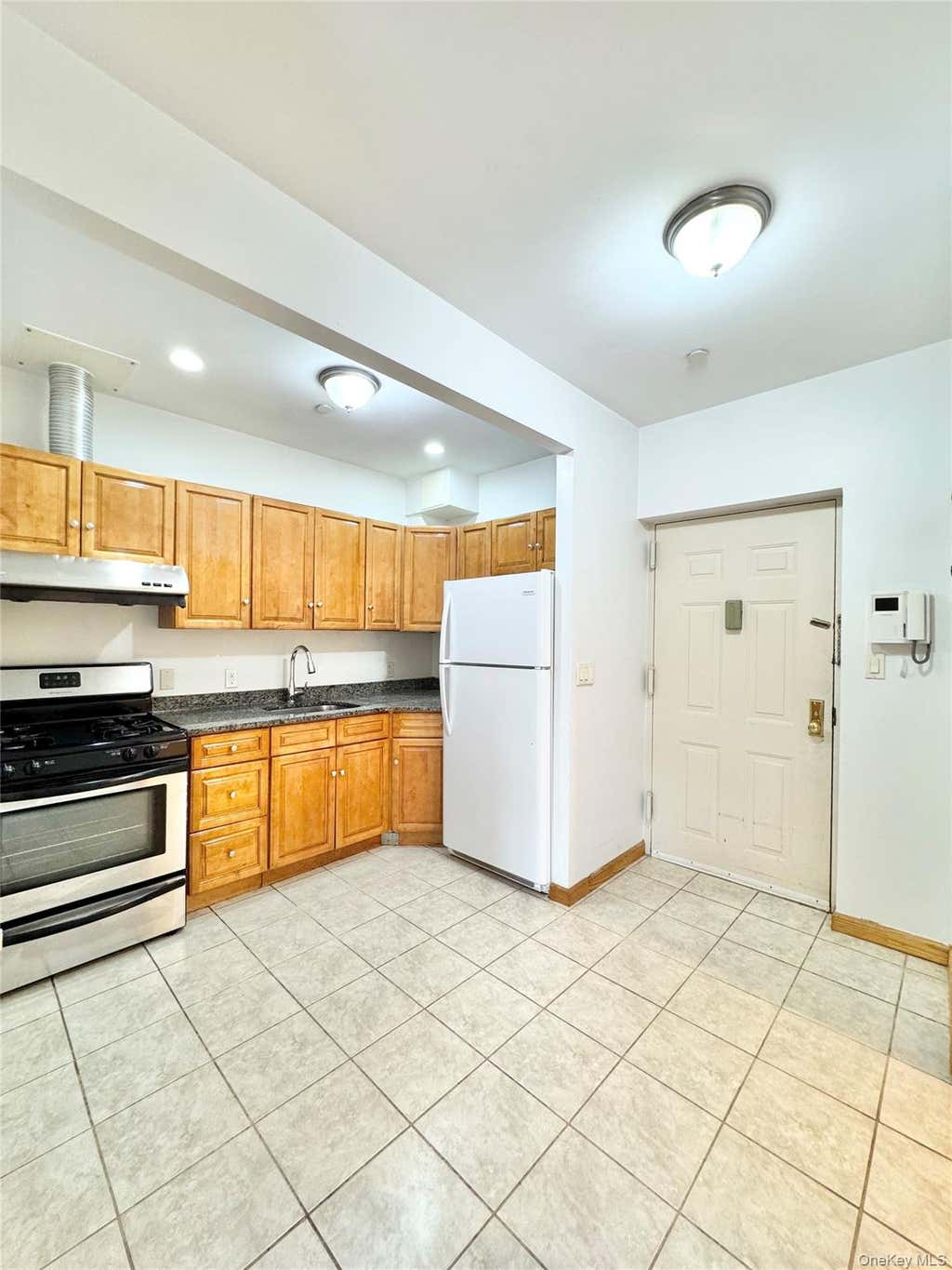 Photo of 46-06 88th Street #2F, Elmhurst, NY 11373 (MLS # 1016188)