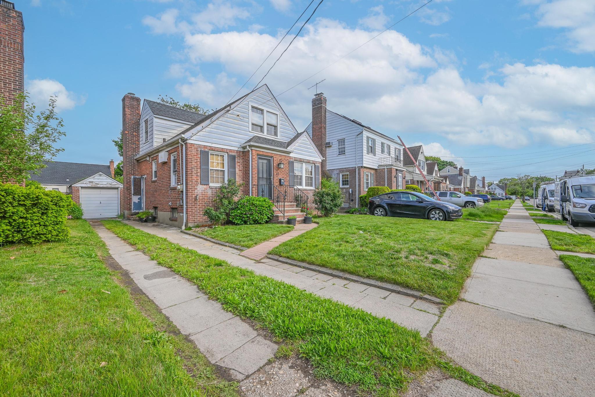 49 Union Street, Valley Stream, New York image 2