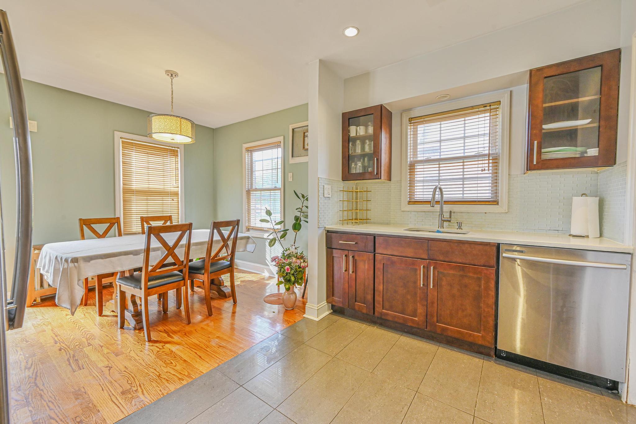 49 Union Street, Valley Stream, New York image 9