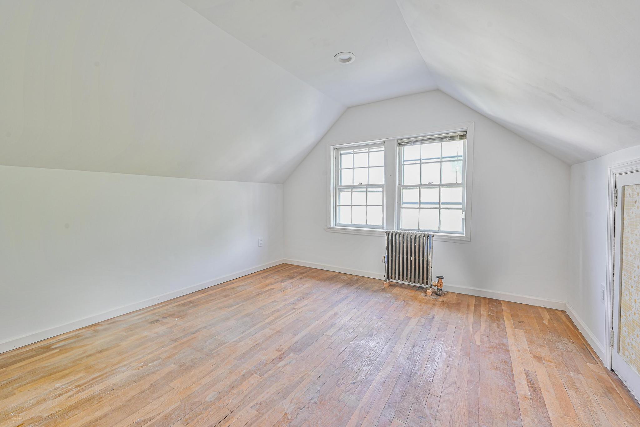 49 Union Street, Valley Stream, New York image 17