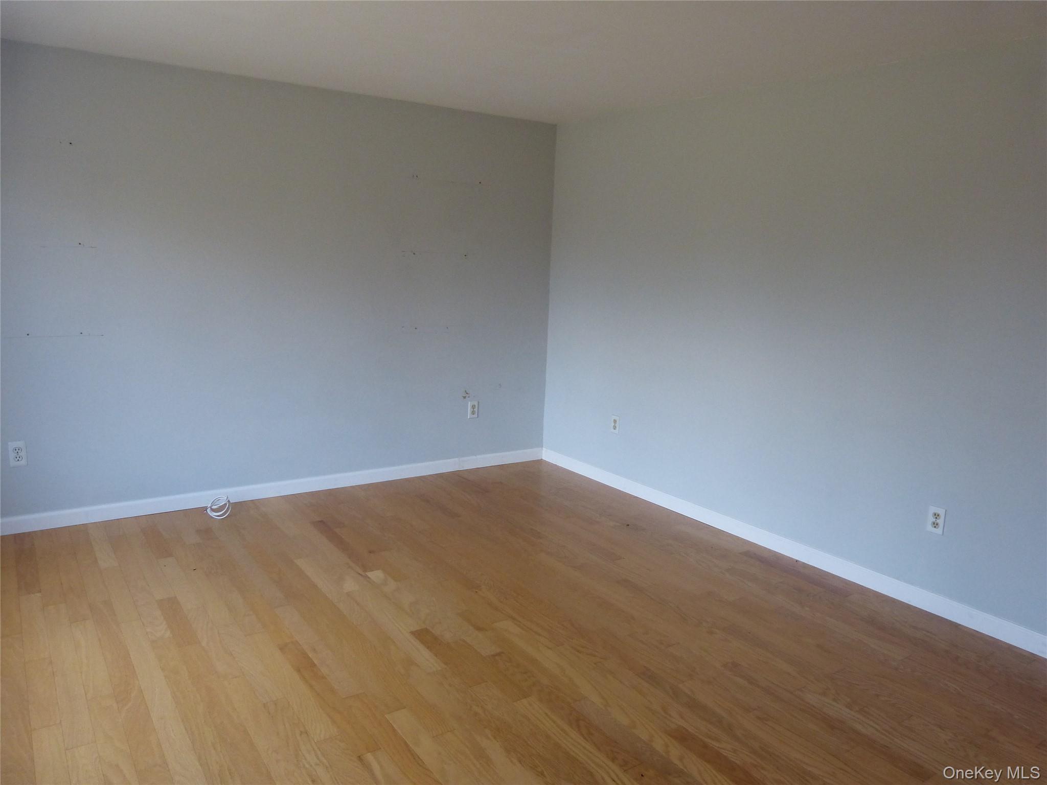 25 Liberty Corners Road