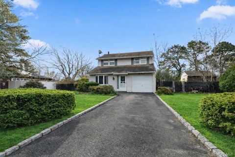 Homes For Sale - 40 Mercury Avenue<br/> East Patchogue, NY 11772