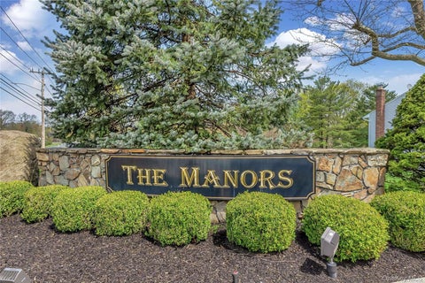 Condo For Sale - 6 Manors Drive<br/> Jericho, NY 11753