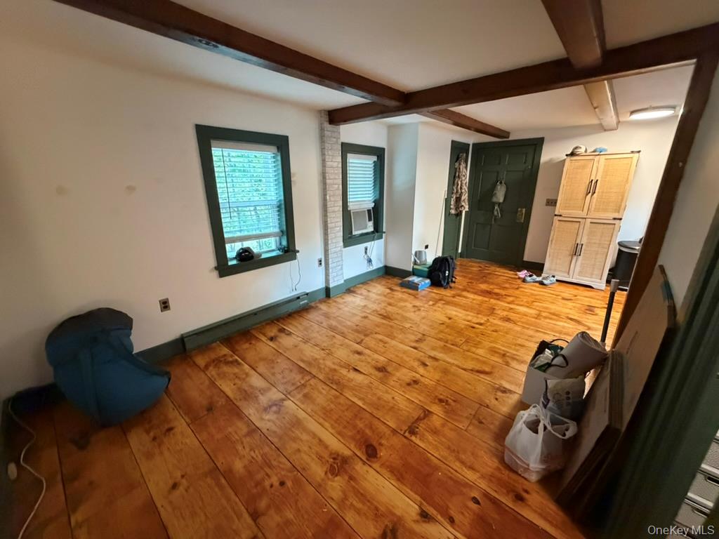 Poughkeepsie, New York 12601, United States, 1 Bedroom Bedrooms, ,1 BathroomBathrooms,Residential,Active,218287