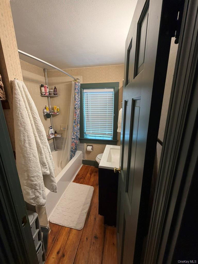 Poughkeepsie, New York 12601, United States, 1 Bedroom Bedrooms, ,1 BathroomBathrooms,Residential,Active,218287