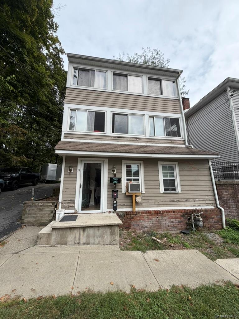 Poughkeepsie, New York 12601, United States, 1 Bedroom Bedrooms, ,1 BathroomBathrooms,Residential,Active,218287