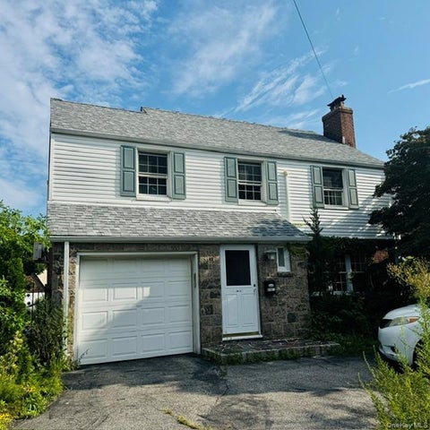 Homes For Rent - 16821 Cryders Lane<br/> Whitestone, NY 11357