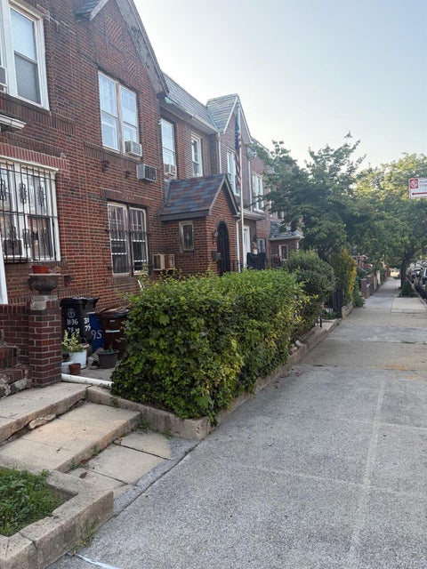 Photo of 3134 79th Street, East Elmhurst, NY 11370 (MLS # 1046839)