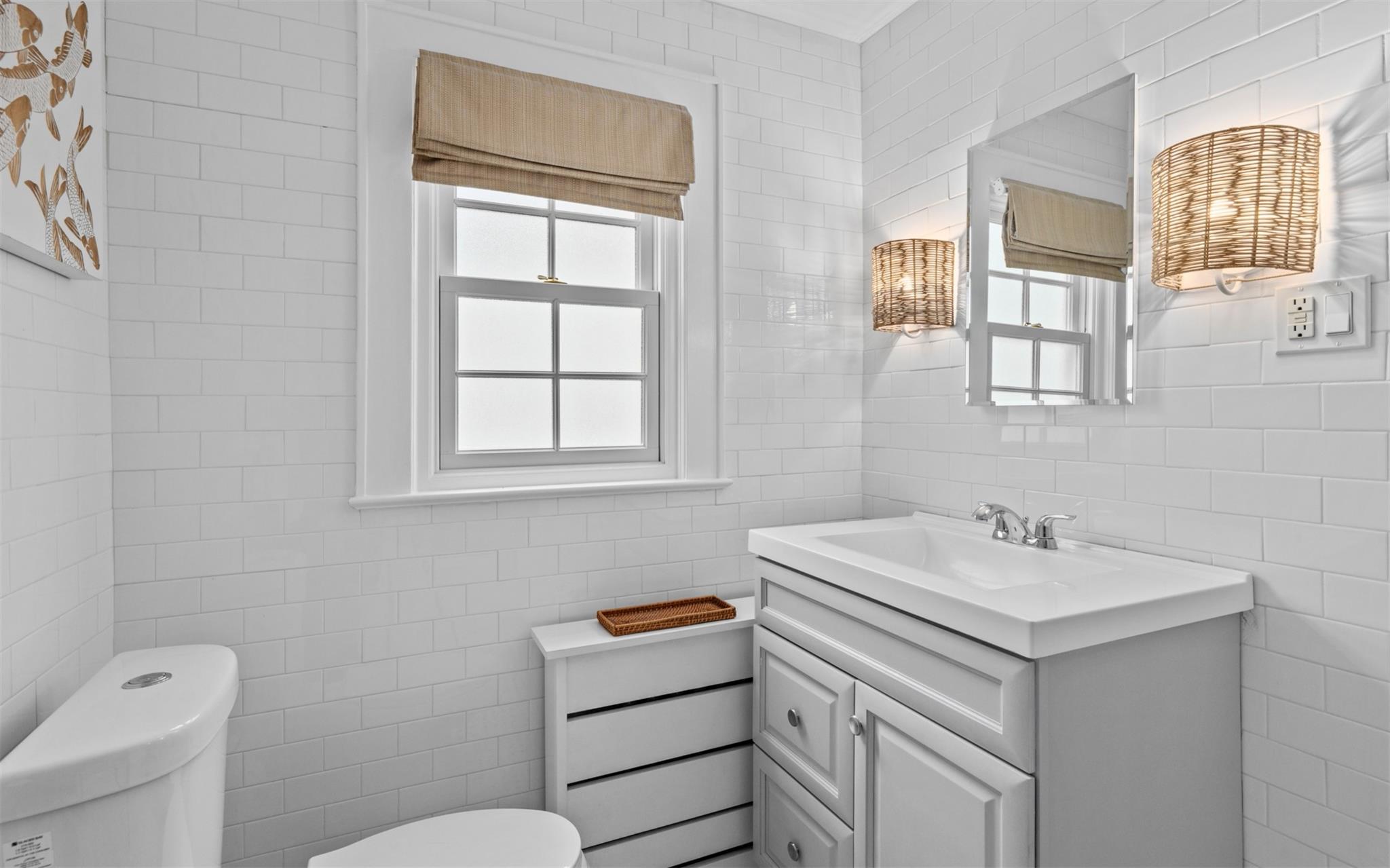 115 Hamilton Road, Rockville Centre, New York image 24