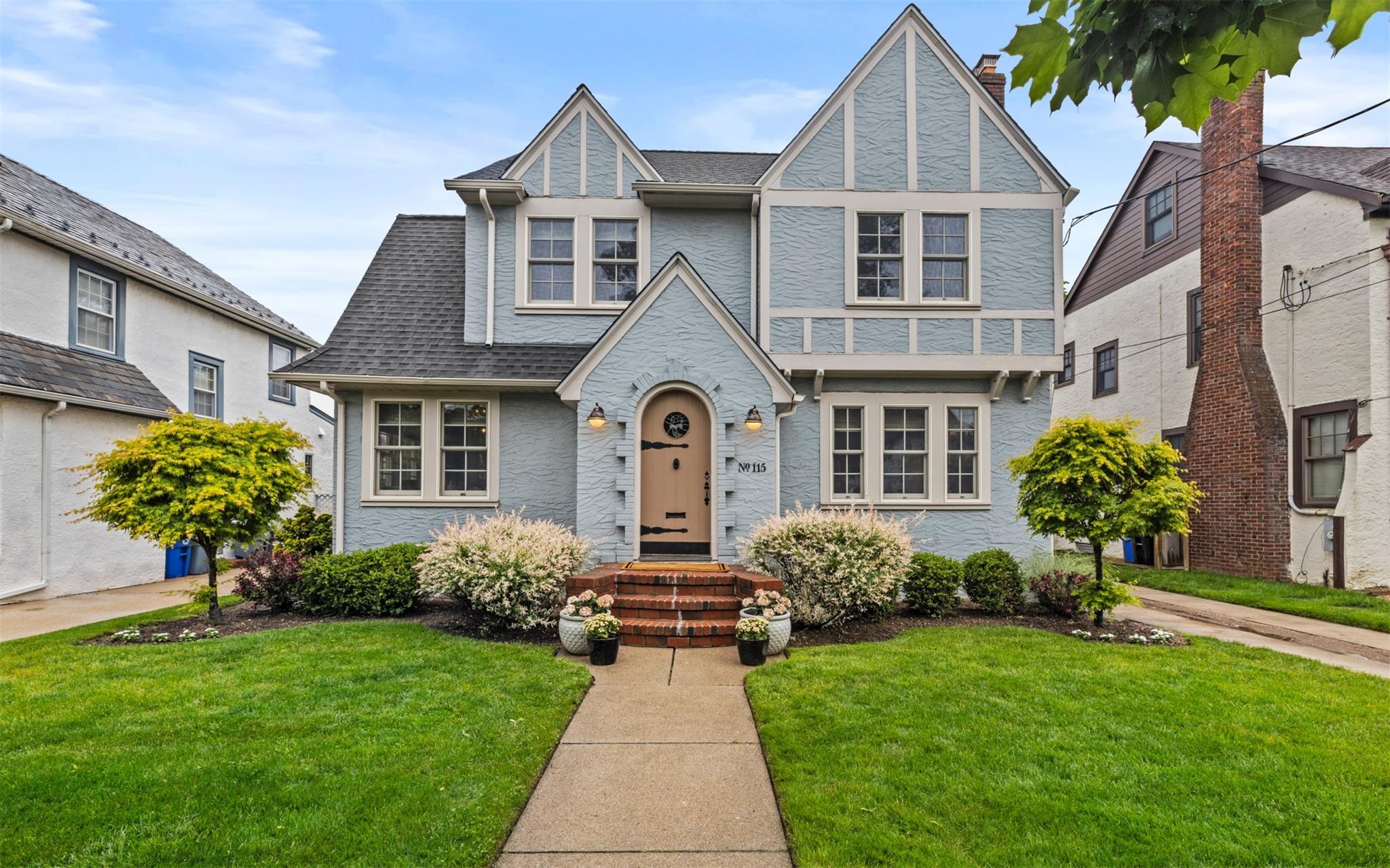 115 Hamilton Road, Rockville Centre, New York image 2