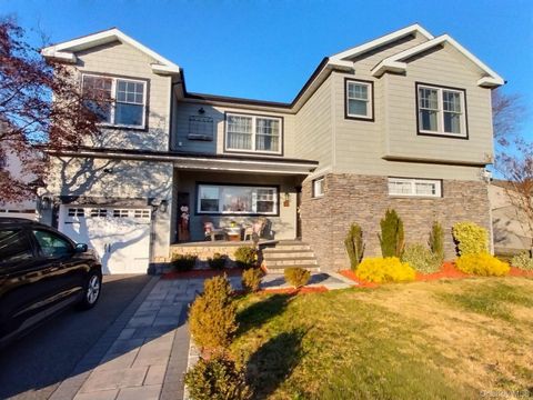 166 Daniel Road N Massapequa NY 11758