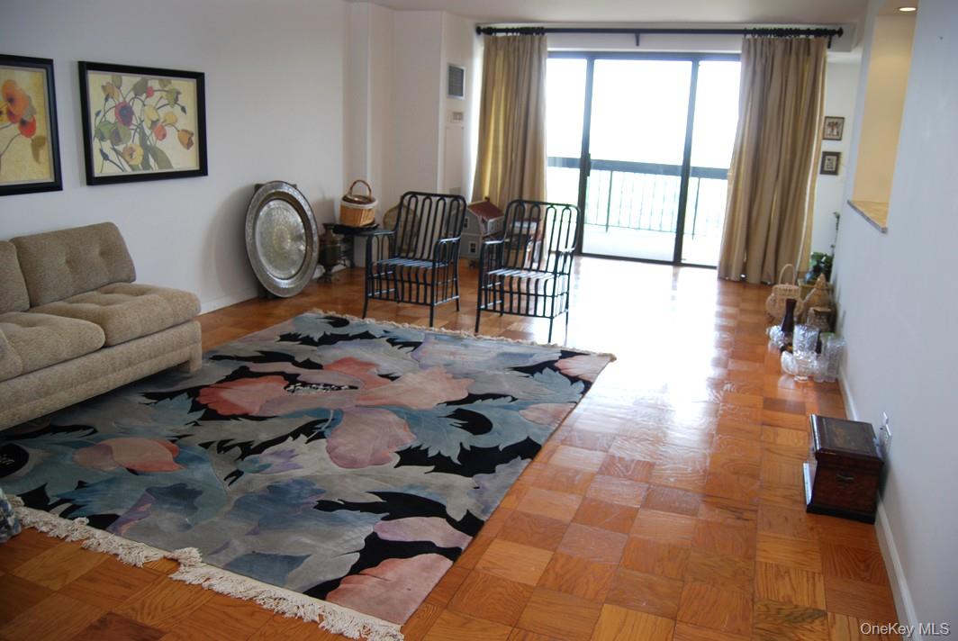 26910 Grand Central Parkway 31G